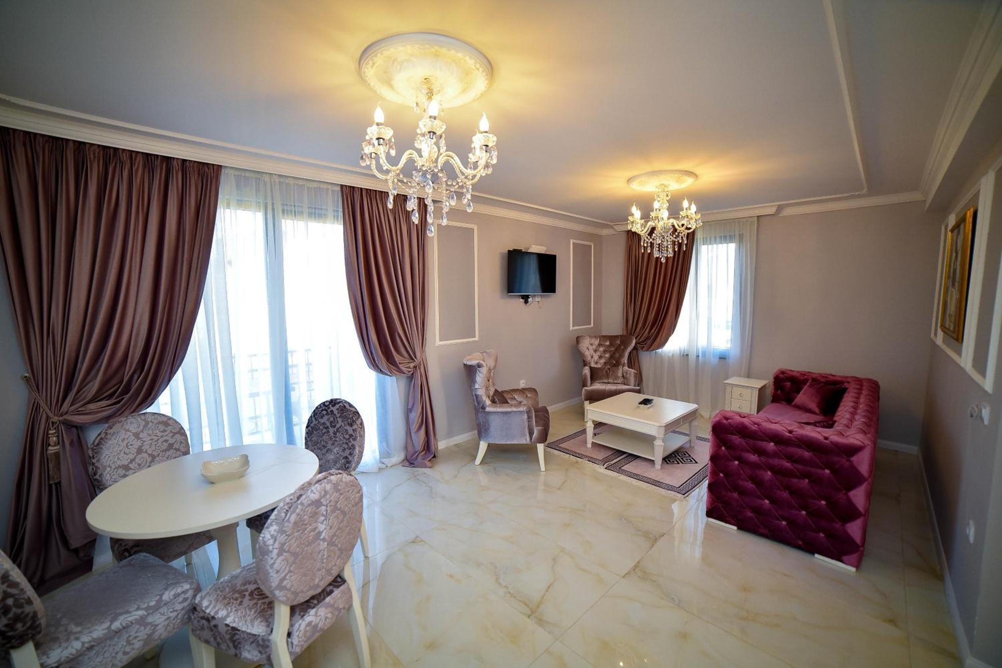Adonis One-hotel Adonis Apartment *